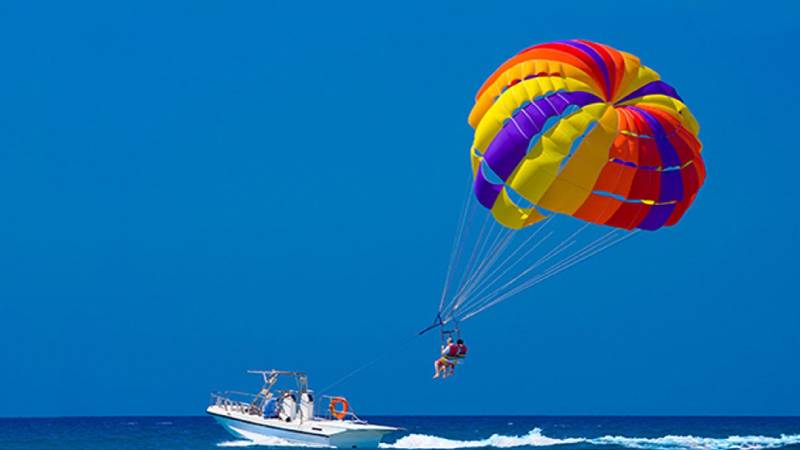 Para sailing